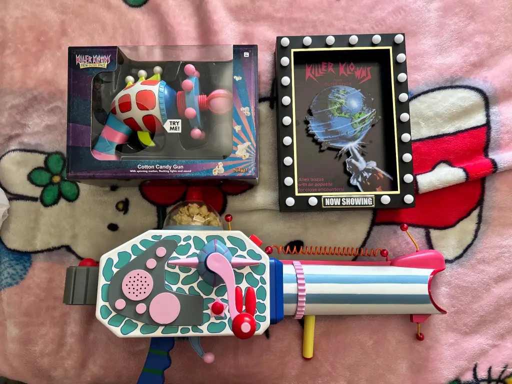 Classified ad 'Killer Klowns From Outer Space collection'